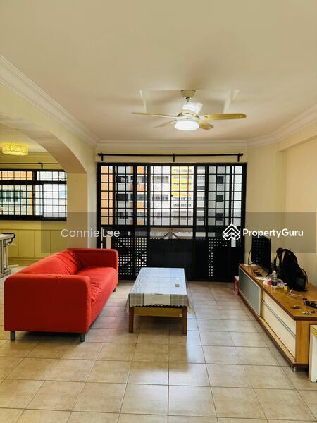 For Rent - 711 Tampines Street 71