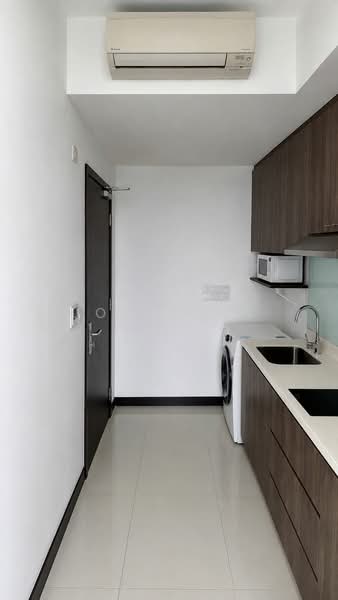 Sundance Suites, 12 Duku Place, 1 Bedroom, 560 sqft, Condominium For Rent, by Joycelyn Tan, 21008320 - PropertyGuru.com.sg