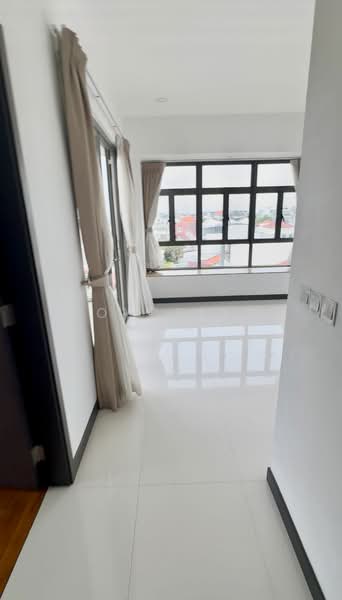 Sundance Suites, 12 Duku Place, 1 Bedroom, 560 sqft, Condominium For Rent, by Joycelyn Tan, 21008320 - PropertyGuru.com.sg