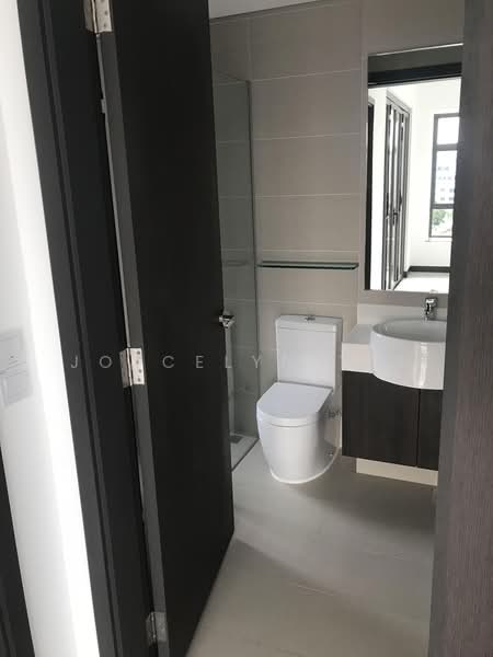 Sundance Suites, 12 Duku Place, 1 Bedroom, 560 sqft, Condominium For Rent, by Joycelyn Tan, 21008320 - Bathroom - PropertyGuru.com.sg