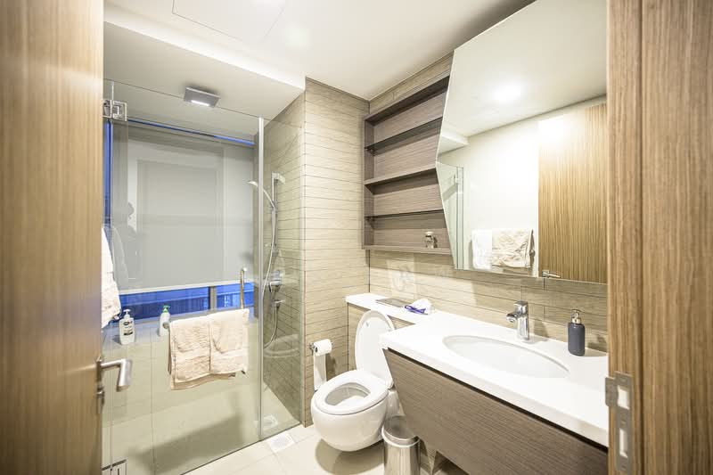 V On Shenton, 5 Shenton Way, 2 Bedrooms, 1,033 sqft, Condominium For Rent, by Jon Law, 21008828 - PropertyGuru.com.sg