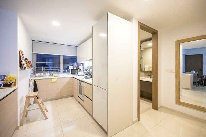 V On Shenton, 5 Shenton Way, 2 Bedrooms, 1,033 sqft, Condominium For Rent, by Jon Law, 21008828 - PropertyGuru.com.sg