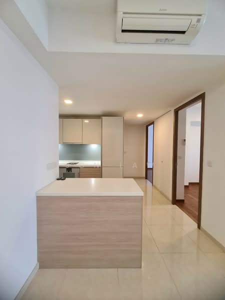 V On Shenton, 5 Shenton Way, 2 Bedrooms, 1,033 sqft, Condominium For Rent, by Jon Law, 21008828 - PropertyGuru.com.sg