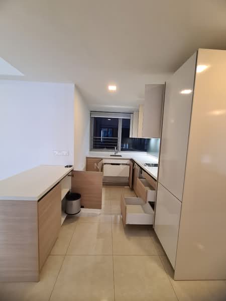 V On Shenton, 5 Shenton Way, 2 Bedrooms, 1,033 sqft, Condominium For Rent, by Jon Law, 21008828 - PropertyGuru.com.sg