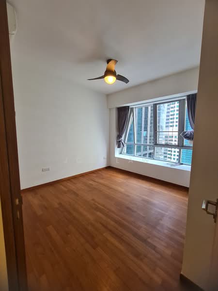 V On Shenton, 5 Shenton Way, 2 Bedrooms, 1,033 sqft, Condominium For Rent, by Jon Law, 21008828 - PropertyGuru.com.sg