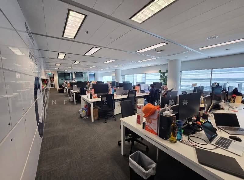 Gateway East, 152 Beach Road, 5,522 sqft, Office For Rent, by Janet Tsc ( 张曉菁 ), 21013254 - CommercialGuru.com.sg