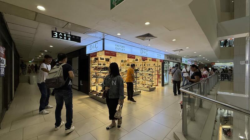 Lucky Plaza, , 388 sqft, Mall Shop For Sale, by Alvin Chua, 21013349 - CommercialGuru.com.sg