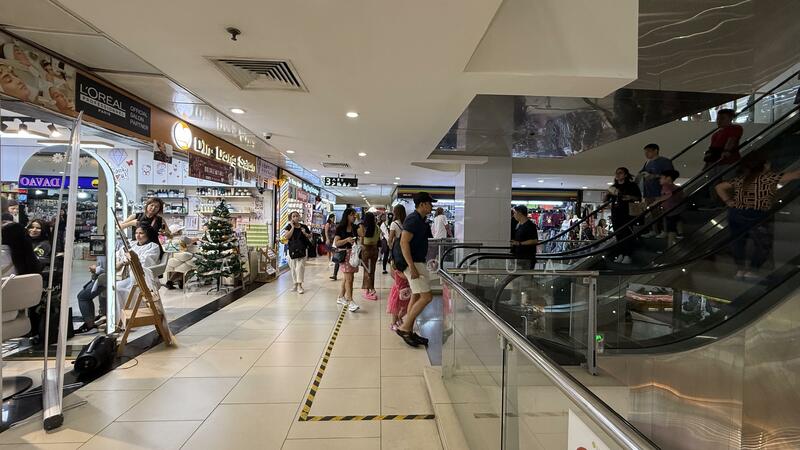 Lucky Plaza, , 388 sqft, Mall Shop For Sale, by Alvin Chua, 21013349 - CommercialGuru.com.sg