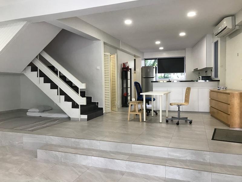 Lakepoint Condo, 2 Lakepoint Drive, 3 Bedrooms, 2,217 sqft, Condominium For Rent, by Yen Ling, 21014193 - PropertyGuru.com.sg