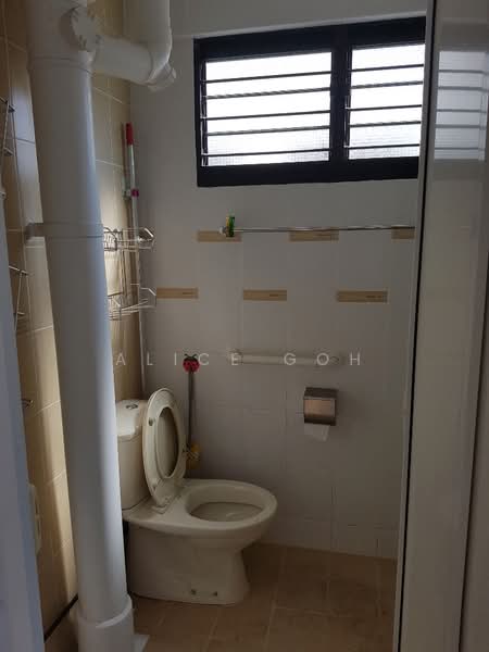 101 Woodlands Street 13, 101 Woodlands Street 13, 2 Bedrooms, 721 sqft, HDB Flat For Rent, by Alice Goh, 21016860 - PropertyGuru.com.sg