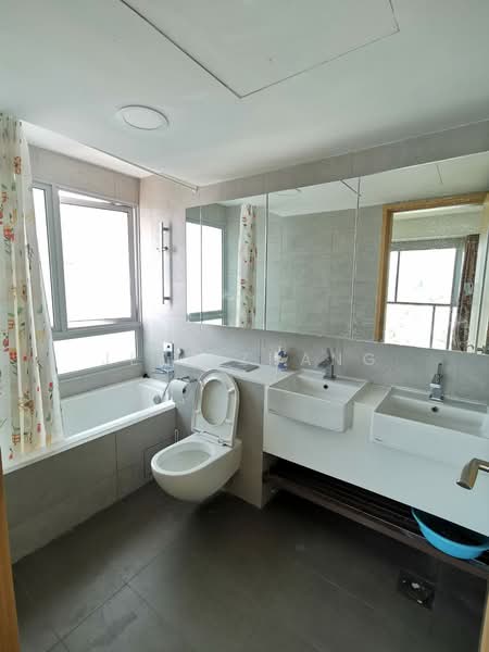 Eight Riversuites, 10 Whampoa East, Room Rental, 180 sqft, Condominium For Rent, by Jeff Zhang, 21018140 - PropertyGuru.com.sg