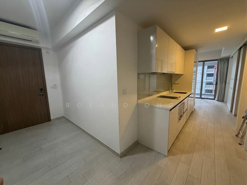 V on Shenton, 5A Shenton Way, 2 Bedrooms, 721 sqft, Condominium For Sale, by Roland Ong, 21027705 - PropertyGuru.com.sg