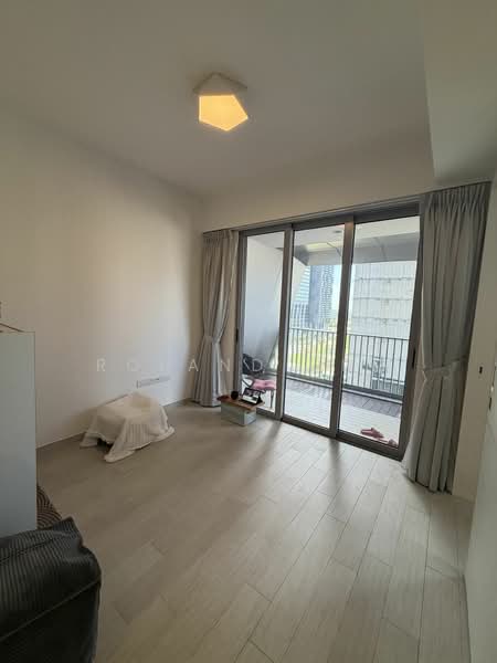 V on Shenton, 5A Shenton Way, 2 Bedrooms, 721 sqft, Condominium For Sale, by Roland Ong, 21027705 - PropertyGuru.com.sg