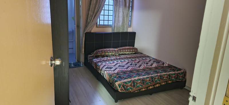 142 Yishun Ring Road, 142 Yishun Ring Road, Sembawang / Yishun, Room Rental, 300 sqft, HDB Flat For Rent, by Bill Kumanan, 21029862 - Bedroom - PropertyGuru.com.sg