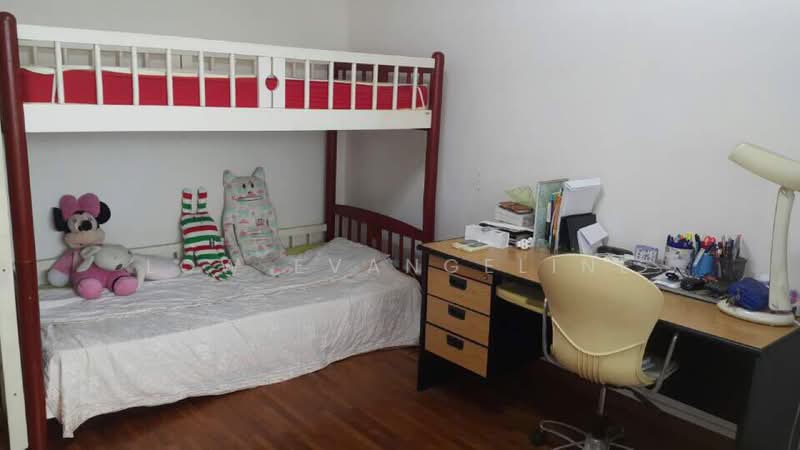 121 Bukit Batok Central, 121 Bukit Batok Central, 4 Bedrooms, 1,500 sqft, HDB Flat For Rent, by Evangeline Low, 21032023 - PropertyGuru.com.sg