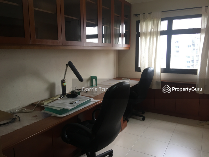 For Rent - 262A Compassvale Street