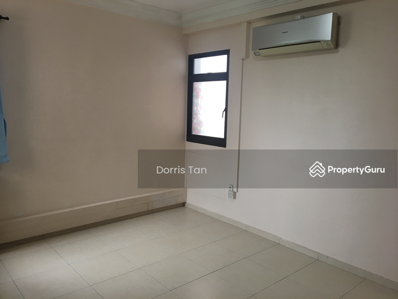 For Rent - 262A Compassvale Street