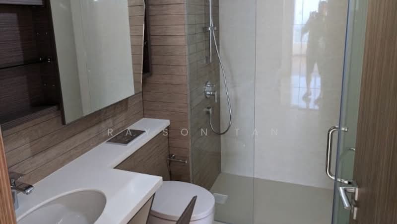 V on Shenton, 5 Shenton Way, 3 Bedrooms, 1,528 sqft, Condominium For Rent, by Rayson Tan, 21038654 - Powder room - PropertyGuru.com.sg