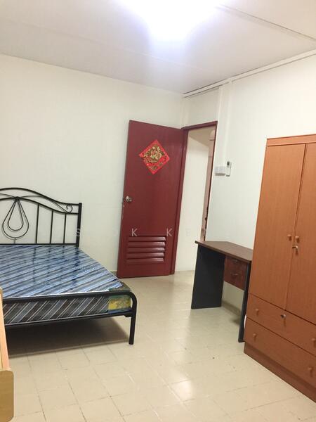 For Rent - 846 Tampines Street 82