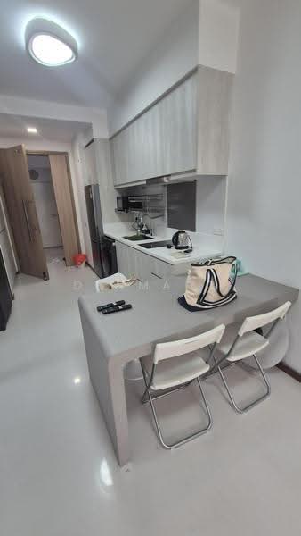 Waterfront Gold, 750 Bedok Reservoir Road, Bedok / Upper East Coast, 1 Bedroom, 667 sqft, Condominium For Rent, by Denmarc Sabilla, 21043638 - Kitchen - PropertyGuru.com.sg