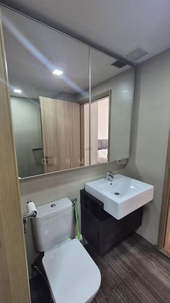 Waterfront Gold, 750 Bedok Reservoir Road, Bedok / Upper East Coast, 1 Bedroom, 667 sqft, Condominium For Rent, by Denmarc Sabilla, 21043638 - Bathroom - PropertyGuru.com.sg