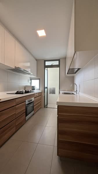 Skies Miltonia, 3 Miltonia Close, 3 Bedrooms, 1,076 sqft, Condominium For Rent, by Ong Kwei Huat, 21052445 - PropertyGuru.com.sg