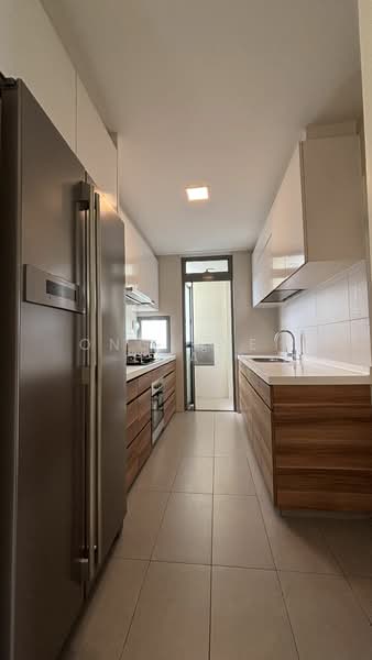 Skies Miltonia, 3 Miltonia Close, 3 Bedrooms, 1,076 sqft, Condominium For Rent, by Ong Kwei Huat, 21052445 - PropertyGuru.com.sg