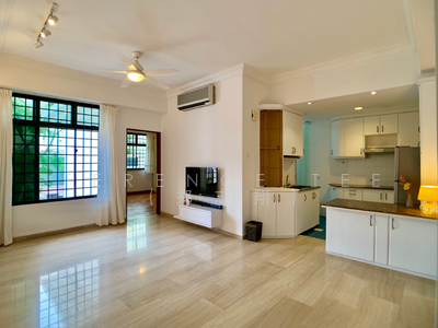 For Rent - Tembeling Grove