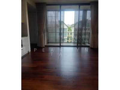 For Rent - Lloyd SixtyFive