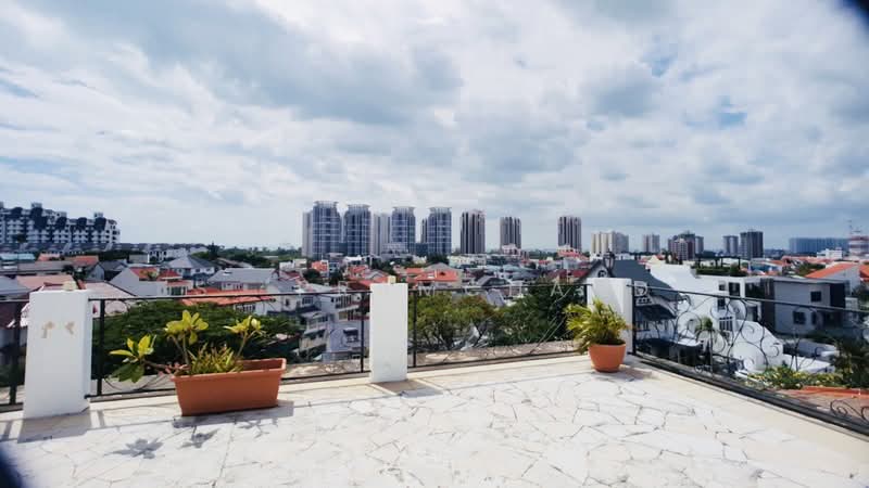 Detached Bungalow, Sennett Avenue, 7 Bedrooms, 6,265 sqft, Detached House For Rent, by S. Pramchand, 21056787 - PropertyGuru.com.sg
