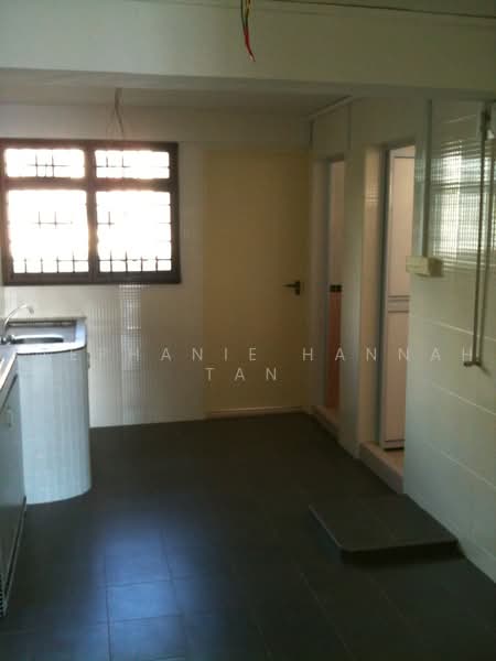 5 Telok Blangah Crescent, 5 Telok Blangah Crescent, 2 Bedrooms, 710 sqft, HDB Flat For Rent, by Hannah Tan, 21061685 - PropertyGuru.com.sg