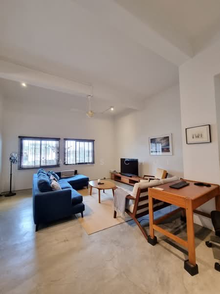 For Rent - 82 Tiong Poh Road