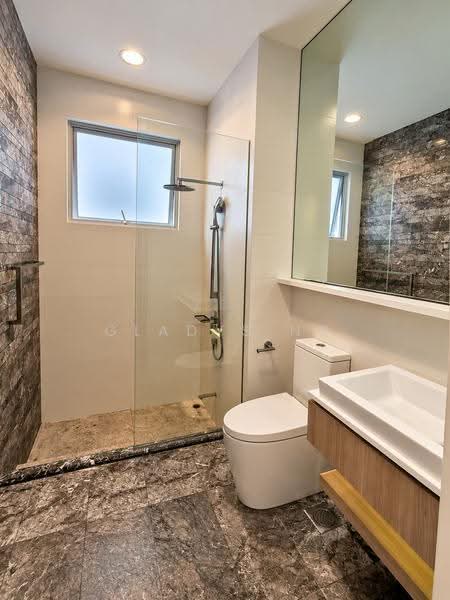 The Greenwich, 9 Seletar Road, Seletar / Yio Chu Kang, 1 Bedroom, 603 sqft, Condominium For Rent, by Gladys Ng, 21063117 - Bathroom - PropertyGuru.com.sg