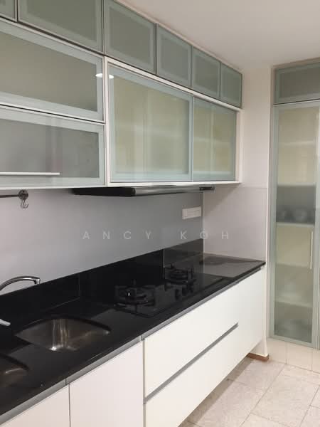 For Rent - Kerrisdale