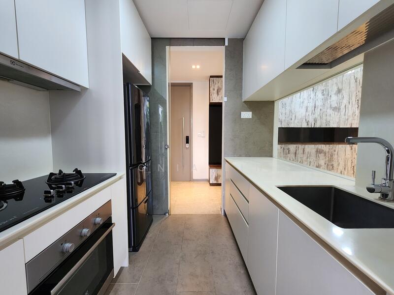 For Rent - Stratum