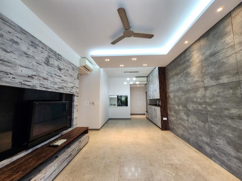 For Rent - Stratum