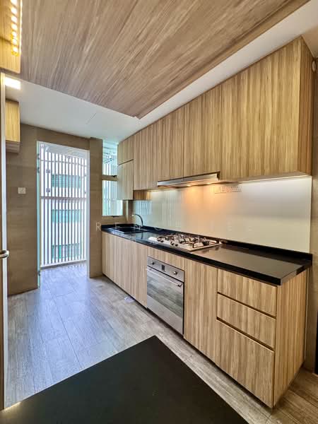 Canary Ville, 140 Lorong J Telok Kurau, 3 Bedrooms, 1,087 sqft, Condominium For Rent, by Terence Tee (郑志翔), 21076779 - PropertyGuru.com.sg