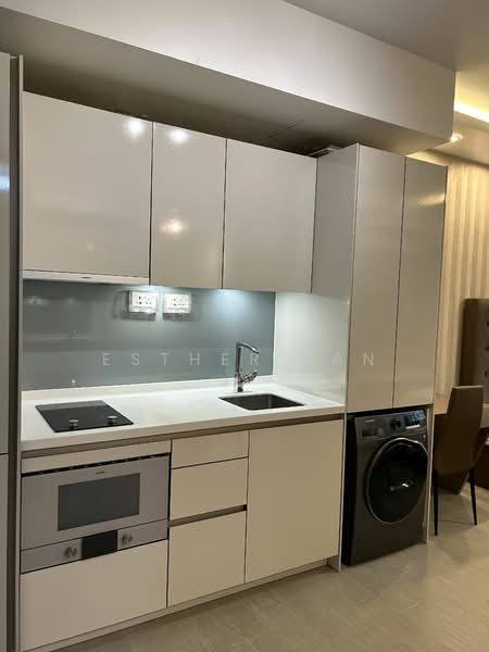 V on Shenton, 5 Shenton Way, Studio, 441 sqft, Condominium For Rent, by Esther Tan, 21078156 - PropertyGuru.com.sg