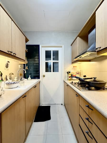 For Rent - Nineteen Shelford