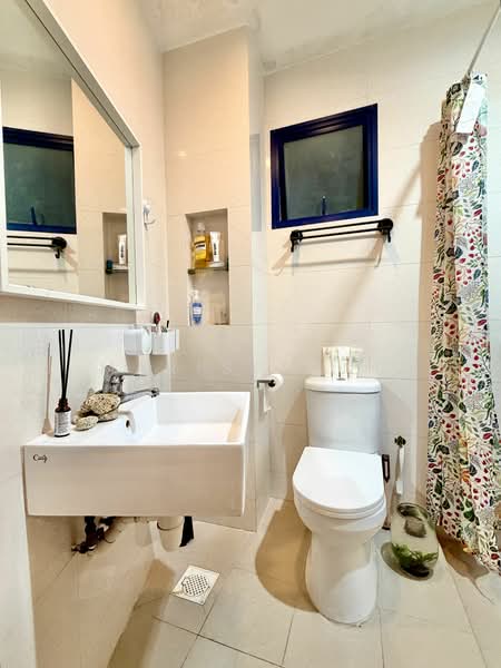 For Rent - Nineteen Shelford