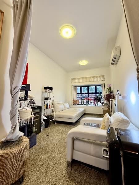 For Rent - Nineteen Shelford