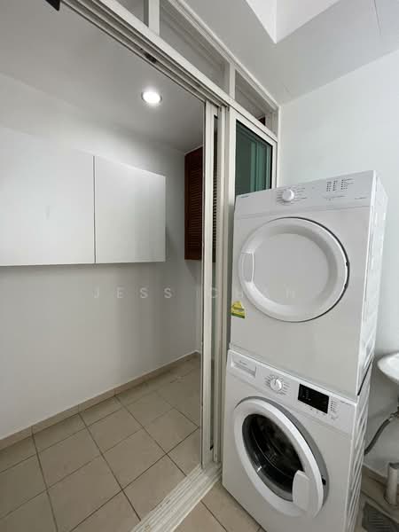 Goldenhill Park Condo, 60 Mei Hwan Drive, 3 Bedrooms, 1,335 sqft, Condominium For Rent, by Jess Chan, 21086793 - PropertyGuru.com.sg