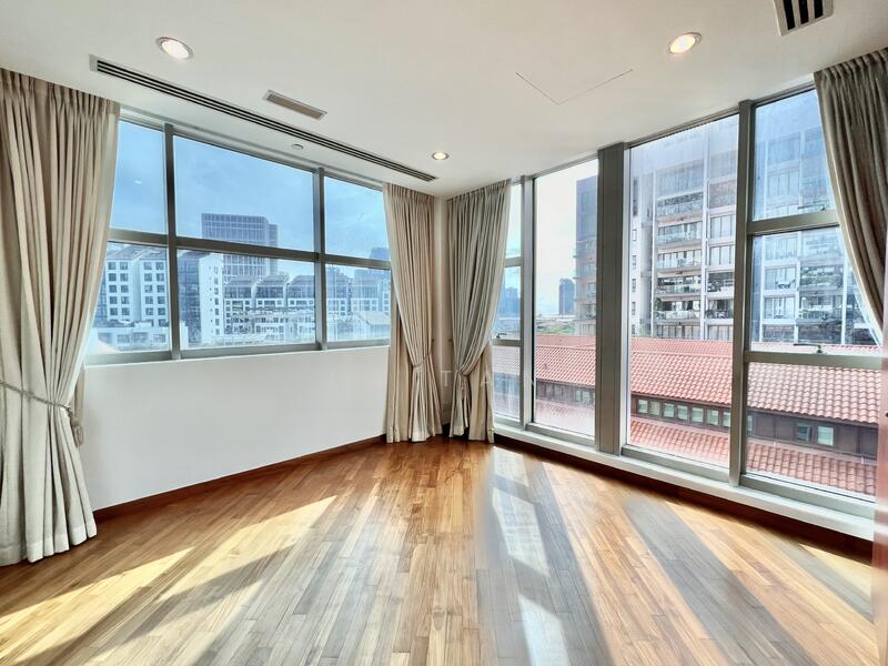 SPACIOUS BALCONY WITH RIVER FACING ROBERTSON QUAY!!, Robertson Quay