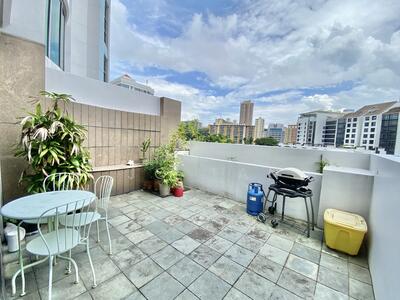 For Rent - SPACIOUS BALCONY WITH RIVER FACING @ ROBERTSON QUAY!!