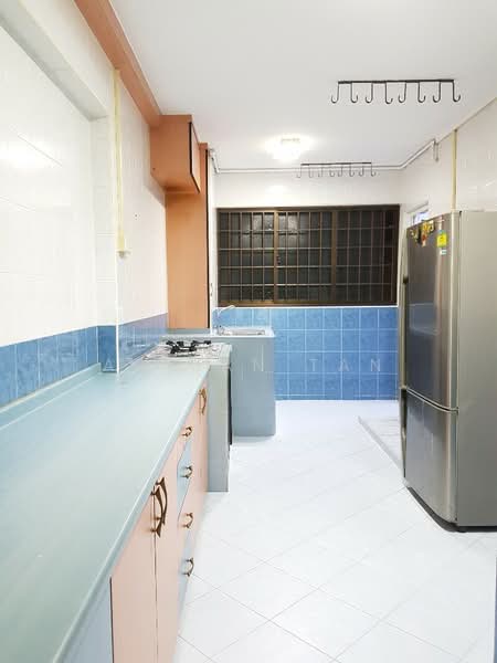 879 Yishun Street 81, 879 Yishun Street 81, 3 Bedrooms, 891 sqft, HDB Flat For Rent, by Adrian Tan, 21089878 - PropertyGuru.com.sg