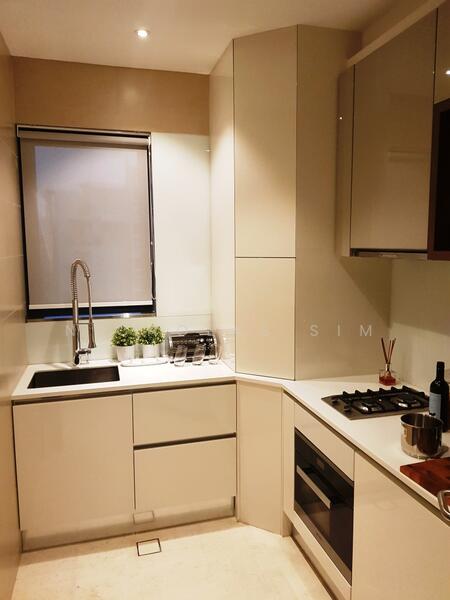 Nicholas Sim 96690338