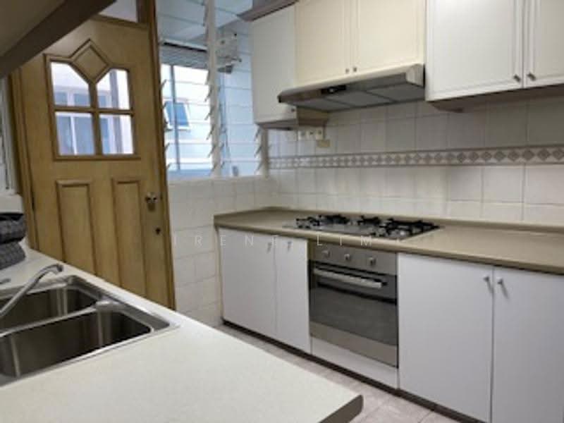 Jervois Lodge, 32 Jervois Road, Tanglin / Holland / Bukit Timah, 3 Bedrooms, 1,367 sqft, Condominium For Rent, by Irene Lim, 21094862 - KITCHEN - PropertyGuru.com.sg