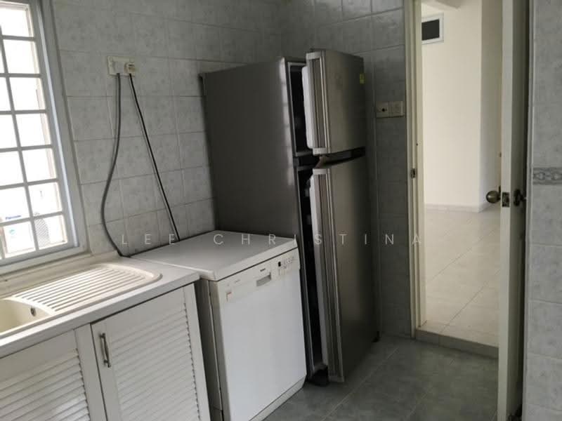 6A, Robin Lane, Tanglin / Holland / Bukit Timah, 4 Bedrooms, 2,550 sqft, Townhouse For Rent, by Lee Christina, 21101229 - PropertyGuru.com.sg