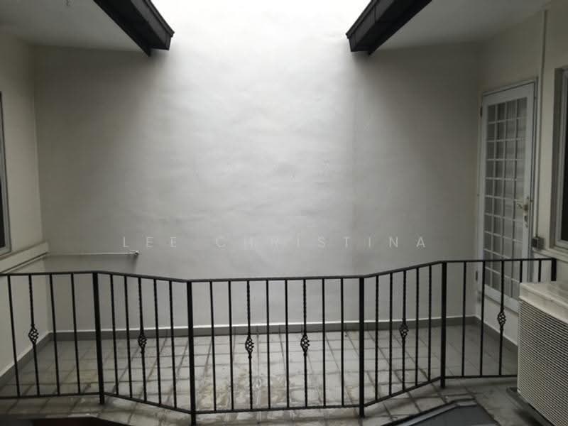 6A, Robin Lane, Tanglin / Holland / Bukit Timah, 4 Bedrooms, 2,550 sqft, Townhouse For Rent, by Lee Christina, 21101229 - PropertyGuru.com.sg