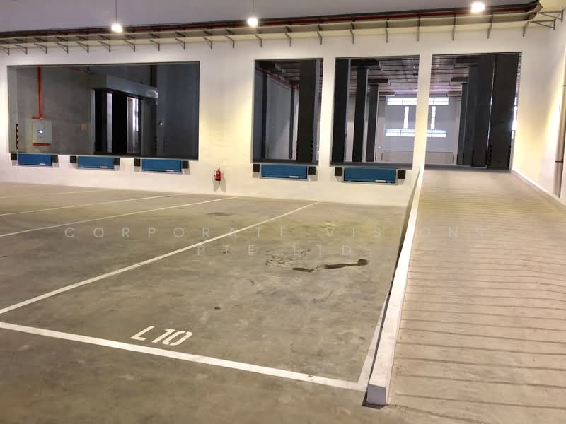 GROUND FLOOR 10 METER, 30kN/sqm DISTRIBUTION CTR, E-COMMERCE. NEAR IMM. Off AYE/ PIE. 30kN/sqm, CONTACT: +6596881177 Adrian.Koh@corporatevisions.com.sg, 54,000 sqft, Warehouse For Rent, by ADRIAN KOH HT, 21102779 - CommercialGuru.com.sg